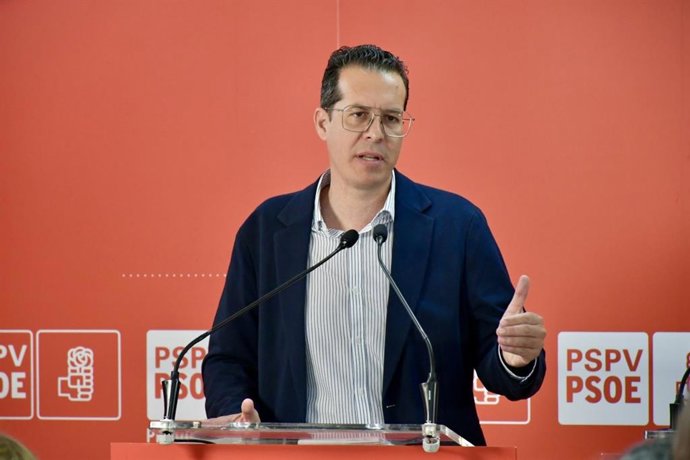 El secretario general del PSPV-PSOE en la provincia de Alicante y alcalde de Elda (Alicante), Rubén Alfaro, en una imagen de archivo