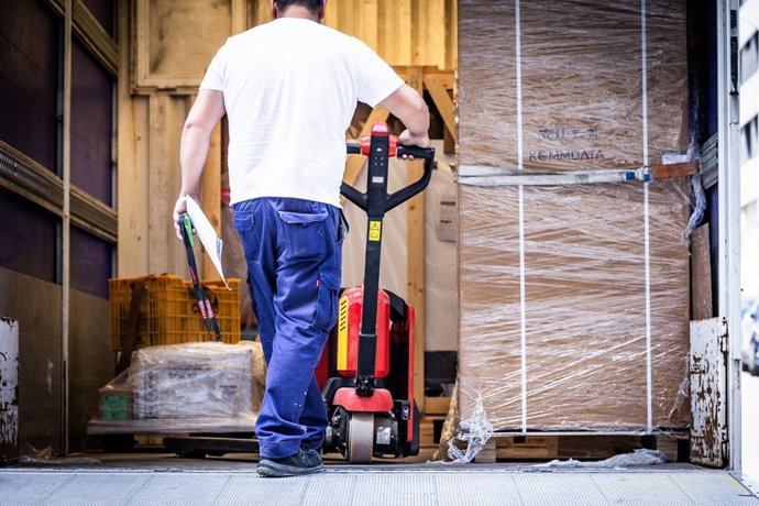 Archivo - Trabajador