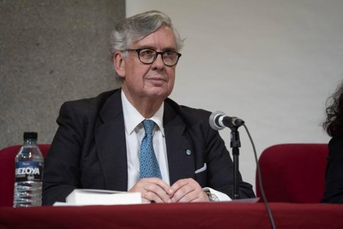 Archivo - El presidente de la CEG, Juan Manuel Vieites