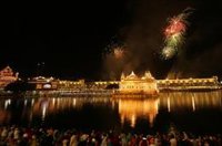 Pakistán rechaza las acusaciones de India sobre un presunto ataque contra el templo Dorado de Amritsar