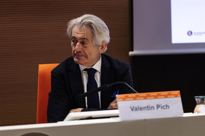 Archivo - El presidente del Consejo General de Economistas (CGE), Valentín Pich, en una imagen de archivo.