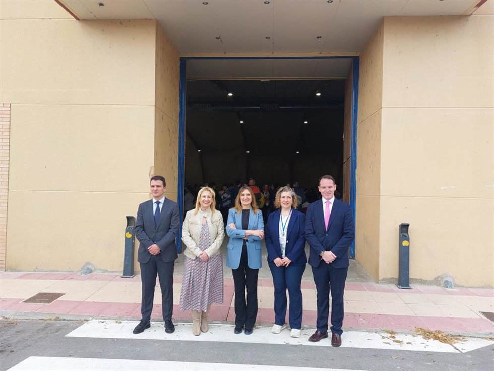 Rocío Lucas (c), en la inauguración del III Encuentro InterCEPAs de Soria.