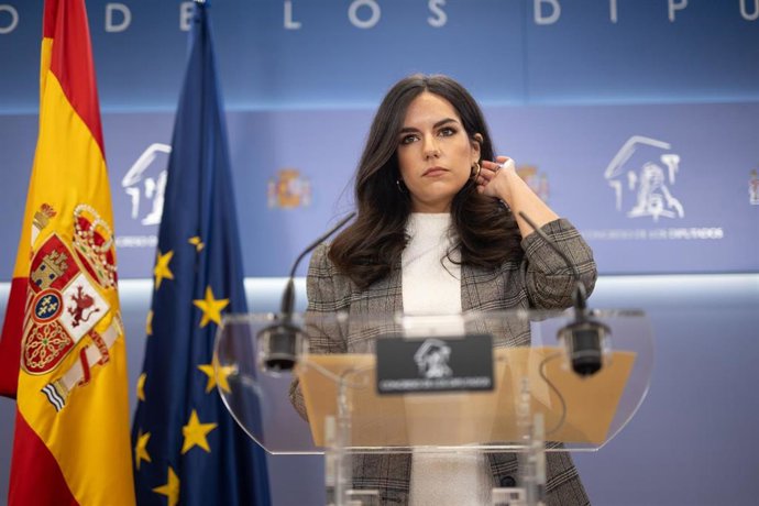 La portavoz de VOX en el Congreso, Pepa Millán, durante una rueda de prensa anterior a la Junta de Portavoces, en el Congreso de los Diputados, a 20 de mayo de 2025, en Madrid (España).
