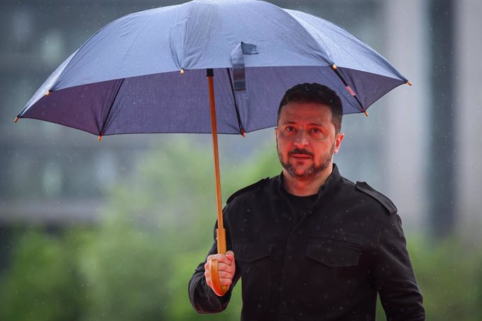16 May 2025, Albania, Tirana: Ukraine's President Volodymyr Zelensky arrives to attend the European Political Community Summit (EPC) in Tirana. Photo: Leon Neal/PA Wire/dpa
