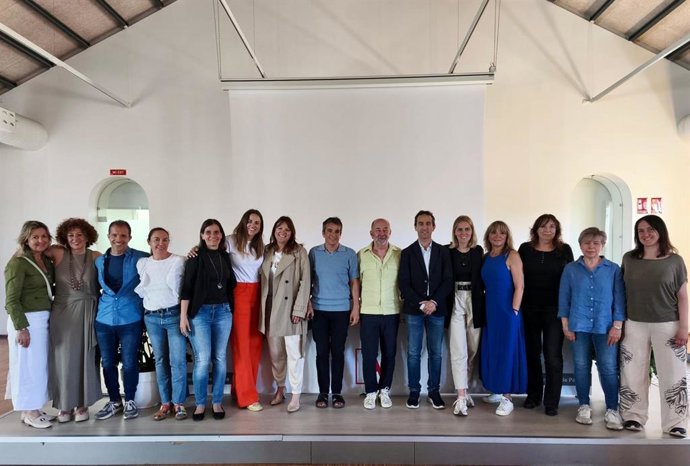 El IMAS y Cort firman un nuevo protocolo para reforzar la protección de la infancia en situación de riesgo