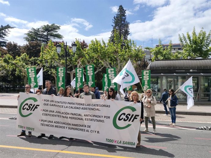 Concentración del CSIF reclamando Estatuto Marco en sanidad