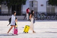 España acumula la mayoría de incidencias cubiertas por seguros de viajes, casi el 30% del total, según Unespa