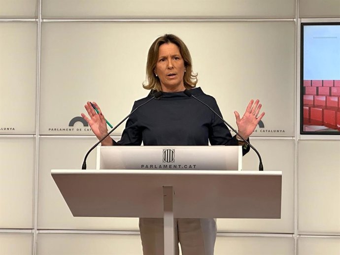 Archivo - La diputada de Vox en el Parlament María García Fuster