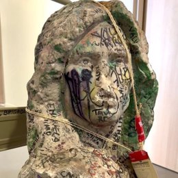 La Dirección de la Policía Judicial de la Prefectura de Policía Ha encontrado el busto.