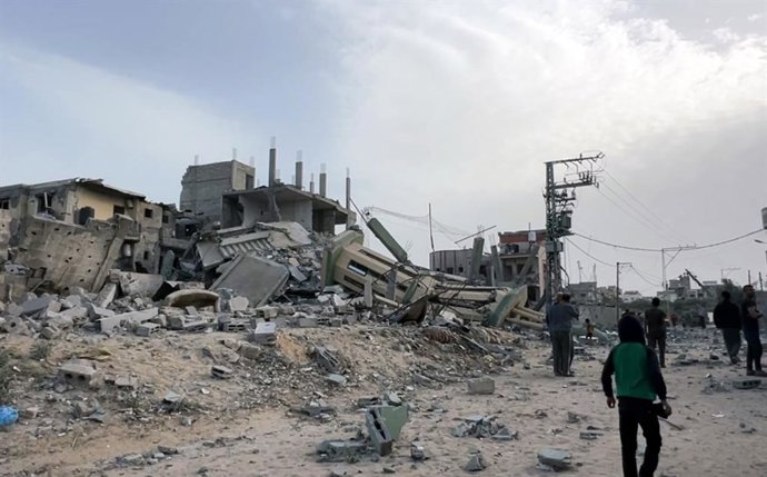 Una mezquita destruida por los ataques del Ejército de Israel contra el campamento de refugiados de Nuseirat, en la Franja de Gaza (archivo)