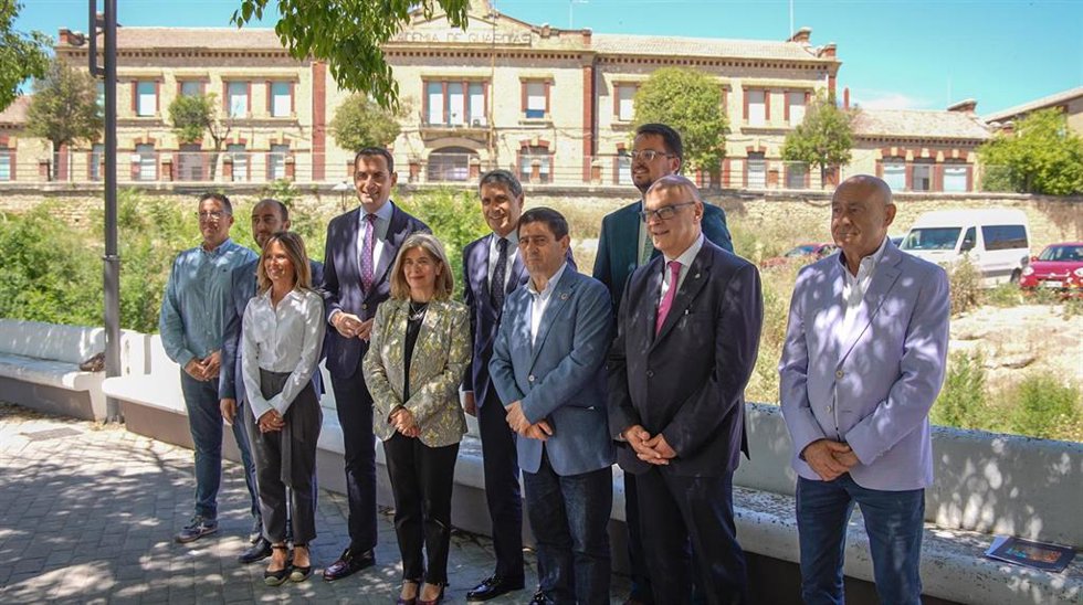 Visita a la Academia de la Guardia Civil en Úbeda