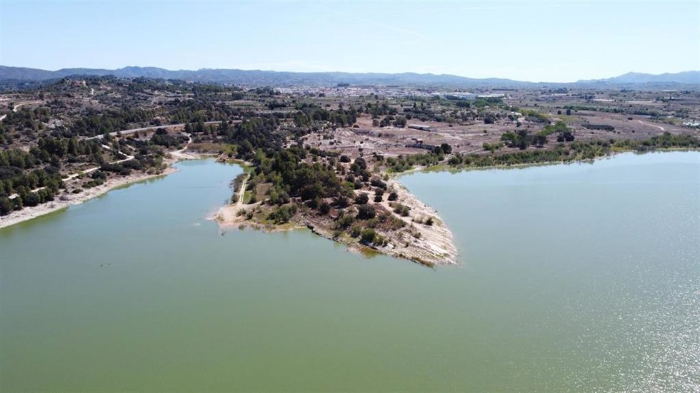 Embalse de Bellús
