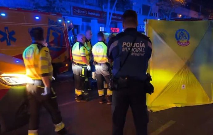 Archivo - Imagen de archivo de una intervención de la Policía Municipal y Emergencias Madrid