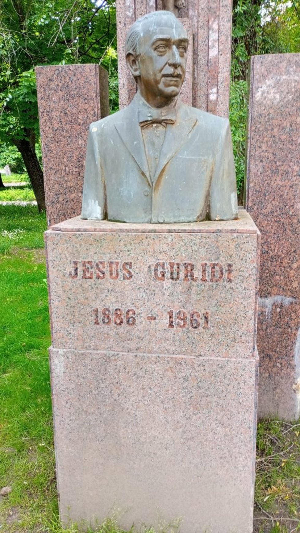 Busto de Jesús Guridi