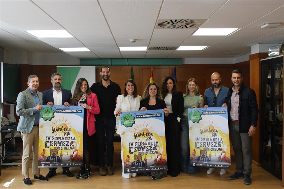 Presentación de la Feria de la Cerveza de Huelva en La Delegación de Turismo, Cultura y Deporte.