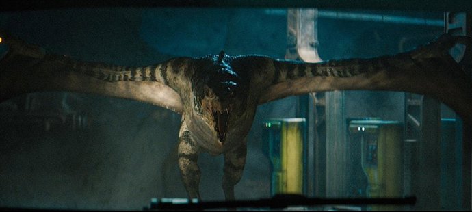 Tráiler final de Jurassic World: El renacer con el Mutadon y más dinosaurios mutantes