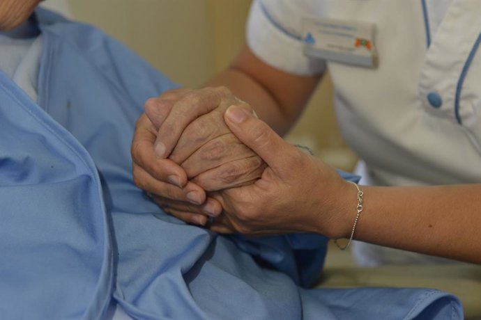 El Hospital Santa Clotilde organiza la II Jornada de Cine y Enfermedad Avanzada, con una película y debate