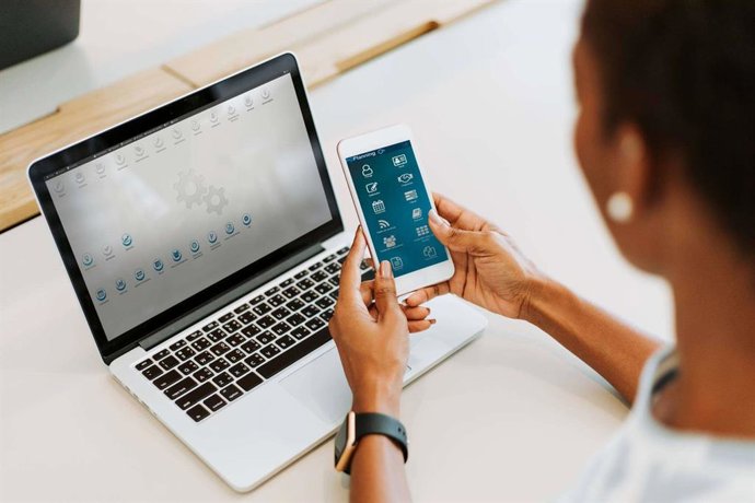 ¿Cómo elegir una app de control horario eficaz en RRHH?
