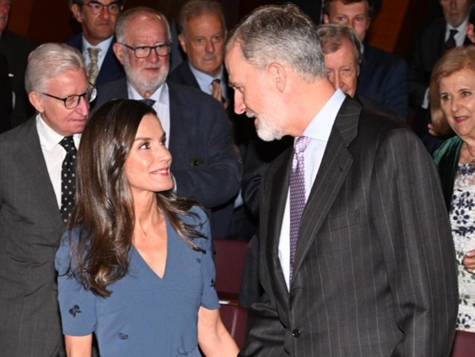 Archivo - Los Reyes Felipe y Letizia presiden los premios APM