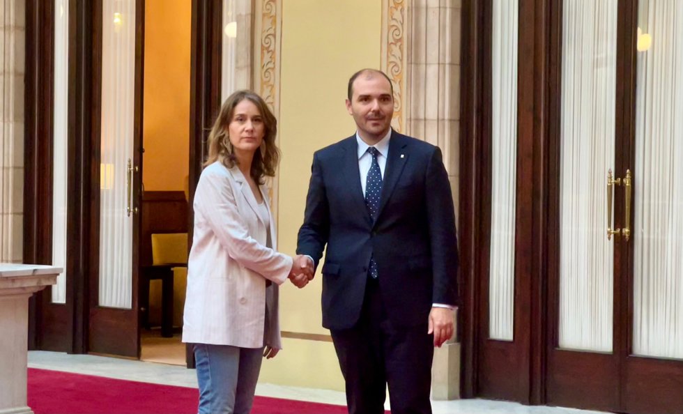 El conseller de la Presidencia de la Generalitat, Albert Dalmau, y la líder de los Comuns en el Parlament, Jéssica Albiach