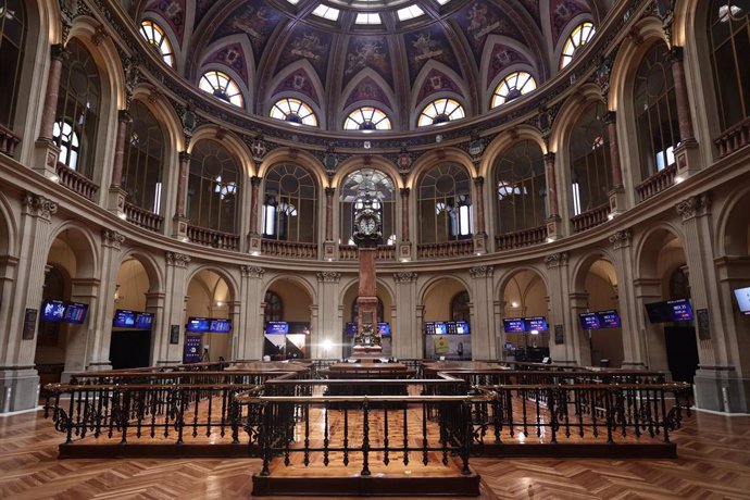 Archivo - Interior del Palacio de la Bolsa, en Madrid (España)