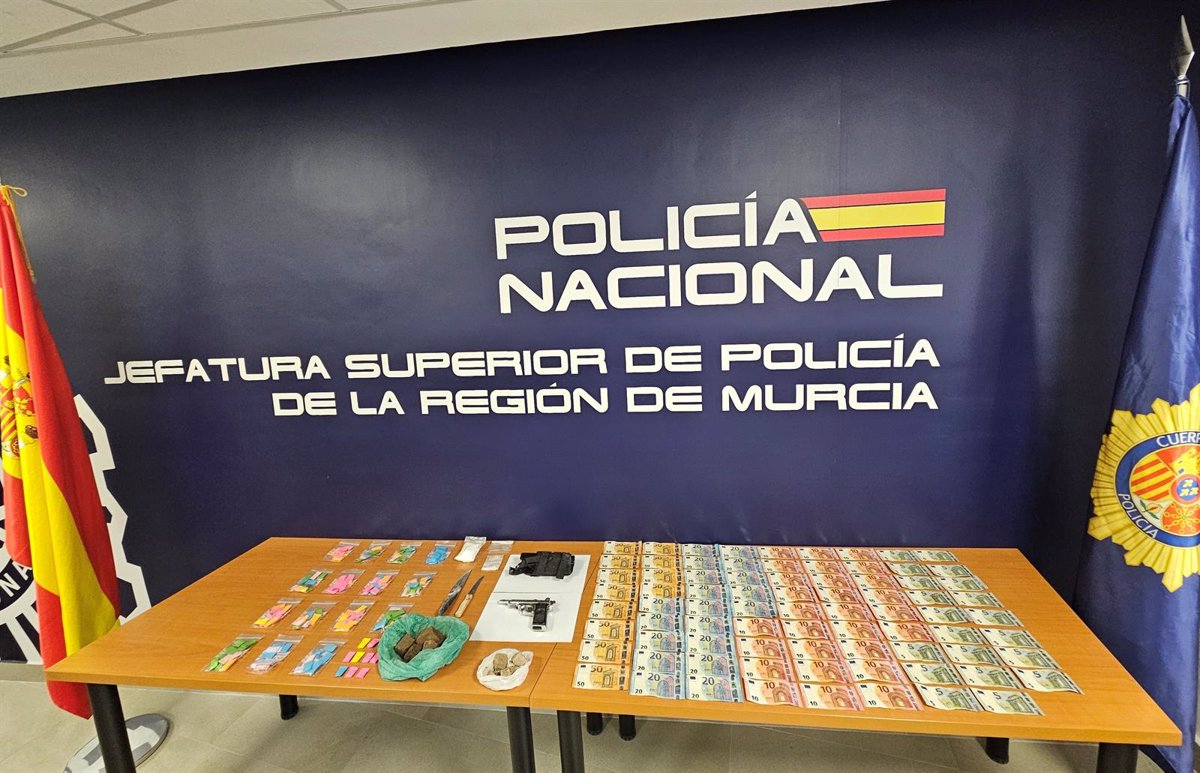 La Policía Nacional desmantela un punto de venta de cocaína y heroína en Murcia y detiene a sus 4 responsables