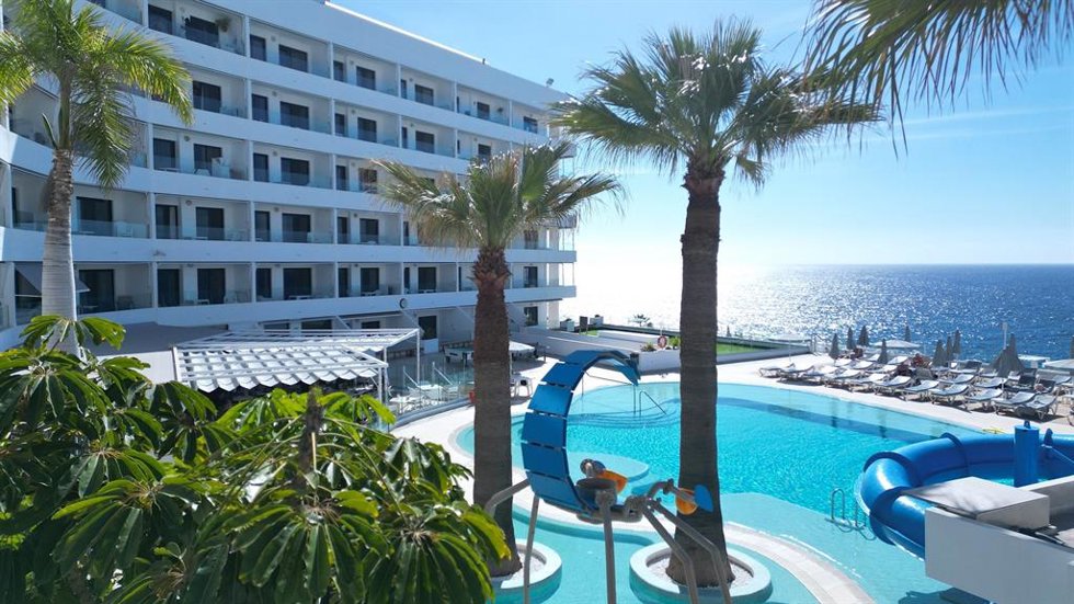 Ona Hotels & Apartments