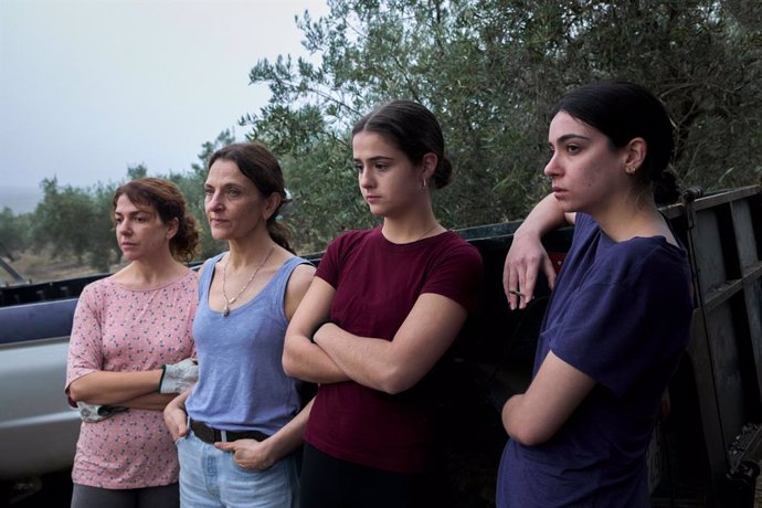 Belén Funes dirige 'Los Tortuga': "La población migrante ha aprendido a reivindicarse más como parte de nuestra cultura"