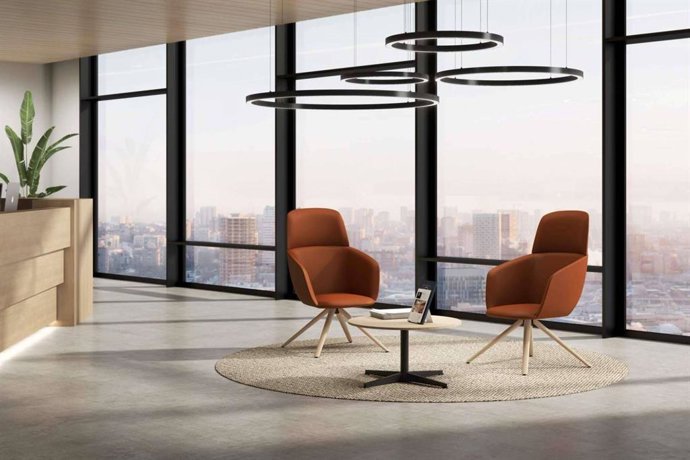 La elección de sillas de oficina exige hoy ergonomía, diseño y comodidad, según expertos de OfficeDeco