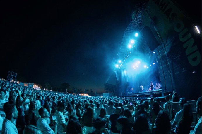 Imagen de uno de los conciertos del festival Bahía Sound, en San Fernando (Cádiz).