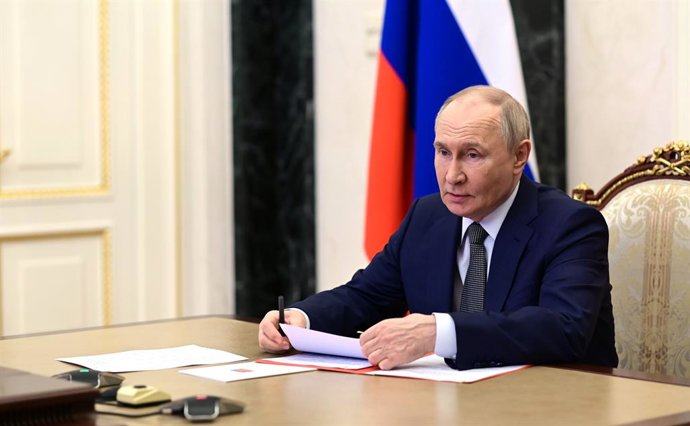 HANDOUT - 16 May 2025, Russia, Moscow: Russia's President Vladimir Putin holds a video conference meeting of the Russian Security Council at Moscow's Kremlin. Photo: Pavel Byrkin/Kremlin/dpa - ATTENTION: editorial use only and only if the credit mentioned
