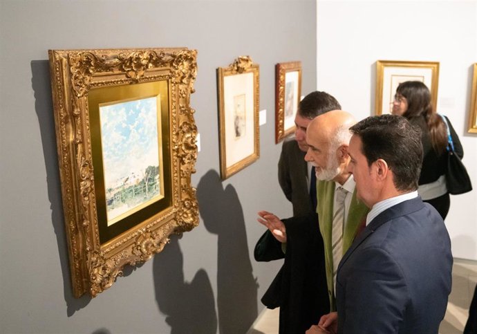 Archivo - Imagen de archivo de la inauguración de la exposión 'Fortuny y su entorno en la colección Vida Muñoz' en el Murec en Almería.