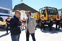 La Junta entrega a Albolote (Granada) un vehículo para la extinción de incendios forestales