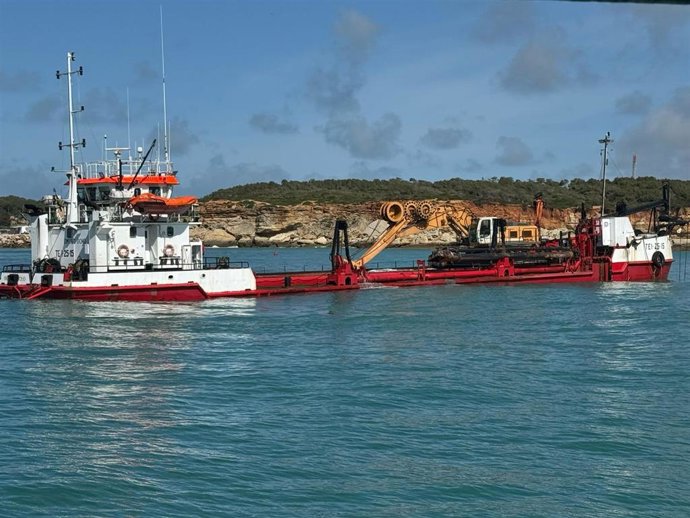 Archivo - Puerto de Conil.
