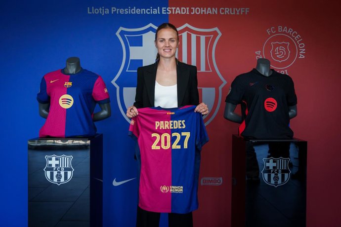 A jogadora espanhola Irene Paredes, do Barça Femení, renovou seu contrato com o time blaugrana até 2027.