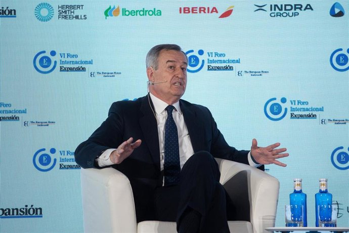 El CEO del Banco Sabadell, César González-Bueno, durante la primera jornada del VI Foro Internacional Expansión, en el Parador de Alcalá de Henares, a 21 de mayo de 2025, en Alcalá de Henares, Madrid (España).
