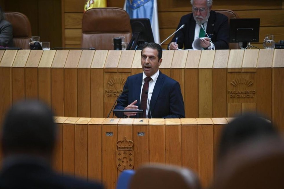 Alfonso Villares