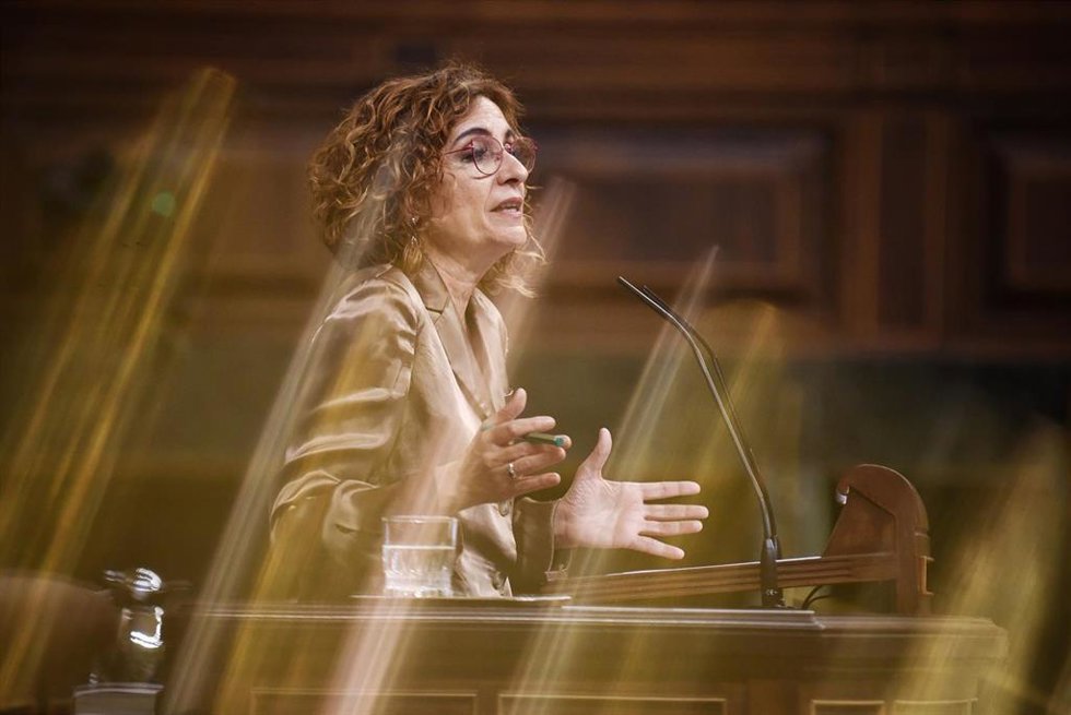 La vicepresidenta primera y ministra de Hacienda, María Jesús Montero