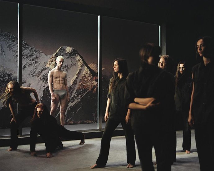 Archivo - Escena del espectáculo 'Mont Ventoux' que se representará en el Teatre Principal de Palma.
