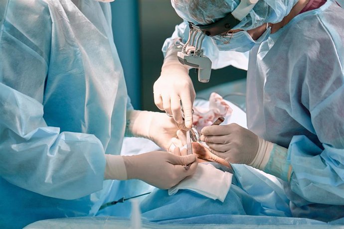Archivo - Rinoplastia.