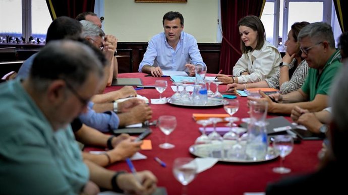 El alcalde de Cádiz, Bruno García, en el consejo de participación del COAC