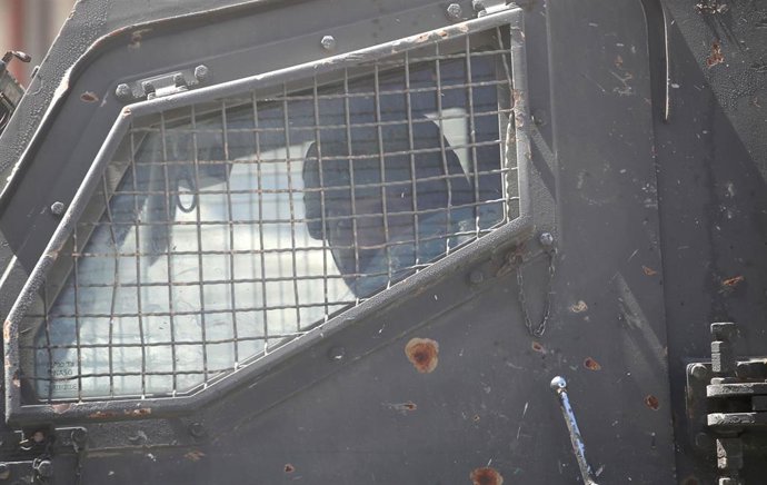 Imagen de archivo de un soldado israelí en un vehículo militar en Cisjordania