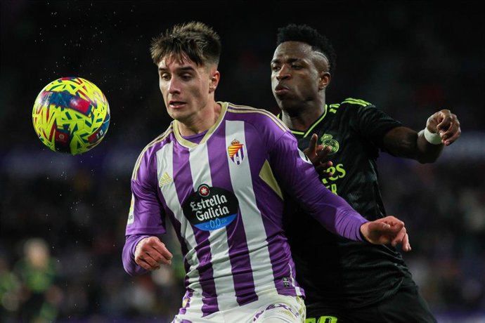 Archivo - Vinícius Junior durante el Real Valladolid-Real Madrid del 30 de diciembre de 2022