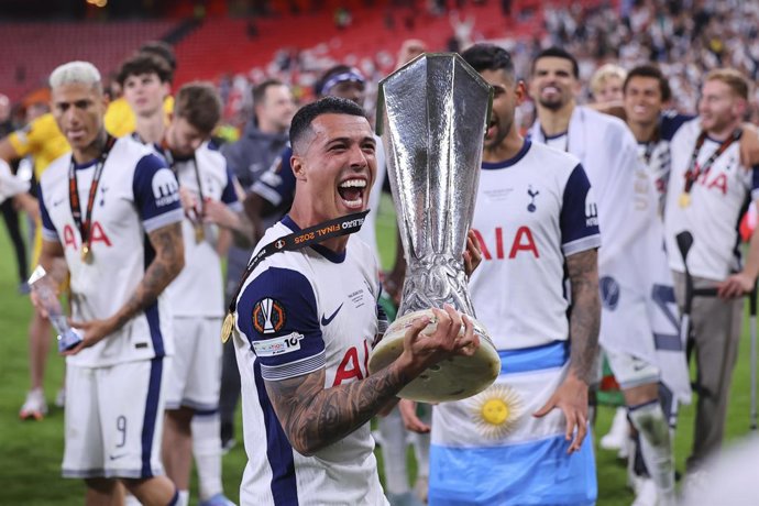 Pedro Porro, Tottenham