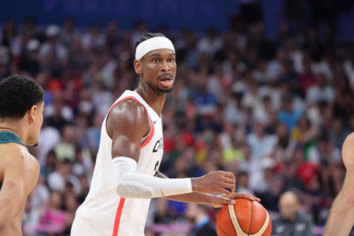 Archivo - Shai Gilgeous-Alexander of Canada, Basketball, Men's Group Phase - Group A between Canada and Australia during the Olympic Games Paris 2024 on 30 July 2024 at Pierre Mauroy Stadium in Villeneuve-d'Ascq near Lille, France - Photo Laurent Sanson /