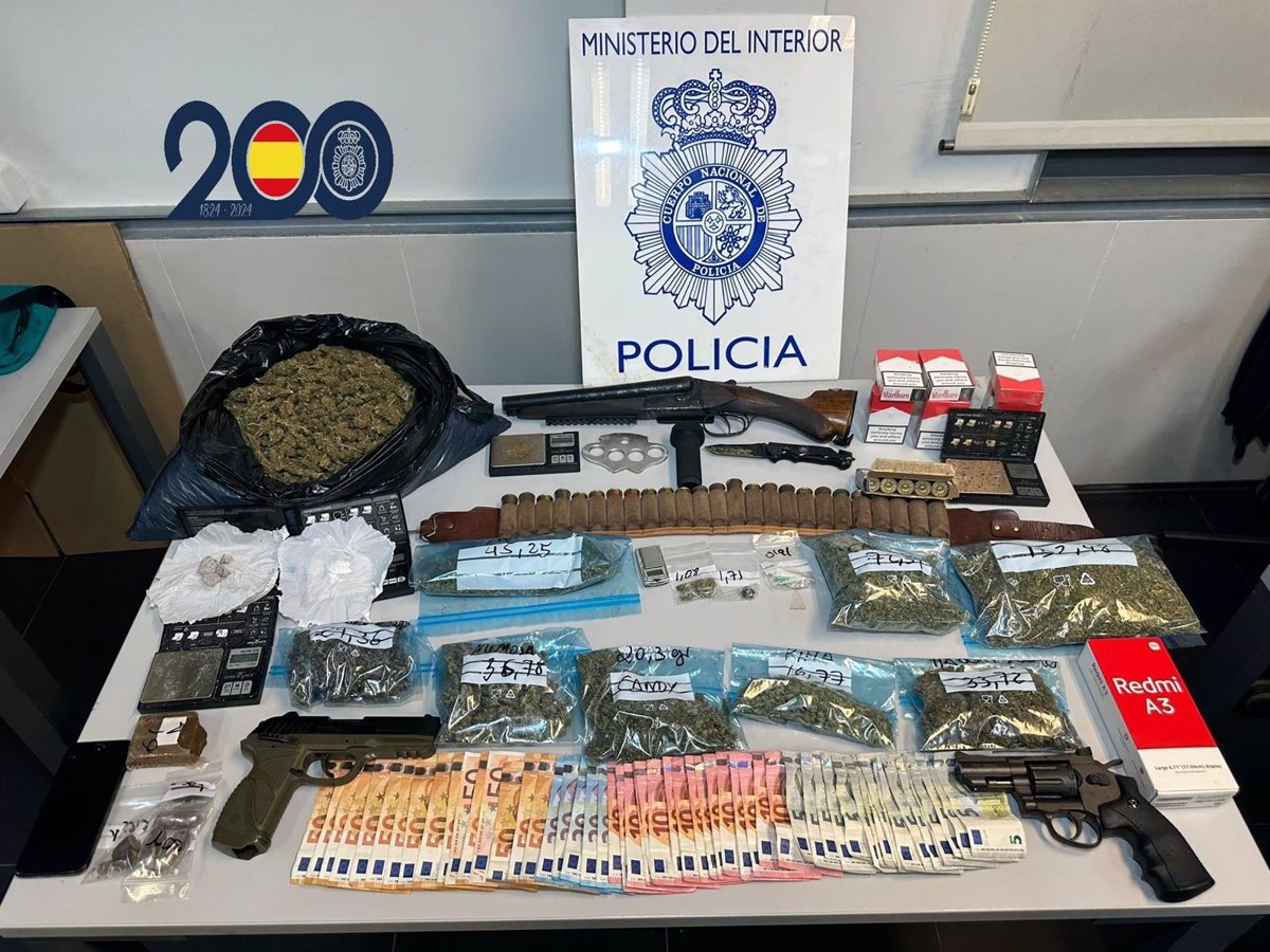 Policía Nacional detiene a 4 personas por vender droga en una asociación cannábica de Cartagena
