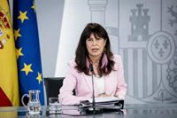 Redondo dice que Almeida tiene que dar una respuesta "desde la igualdad" a las personas vulnerables de Barajas