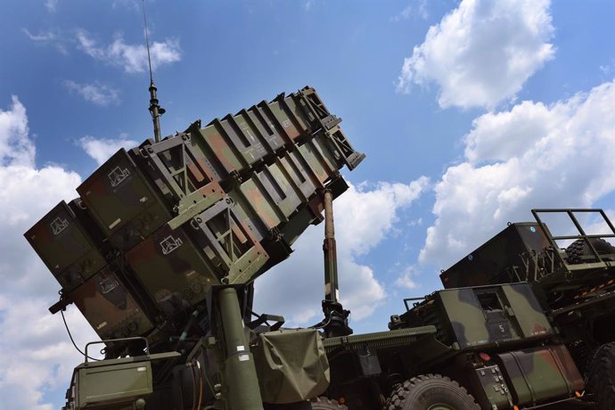 Archivo - Una lanzadera de un sistema de defensa aérea Patriot en una base aérea en Alemania (archivo)