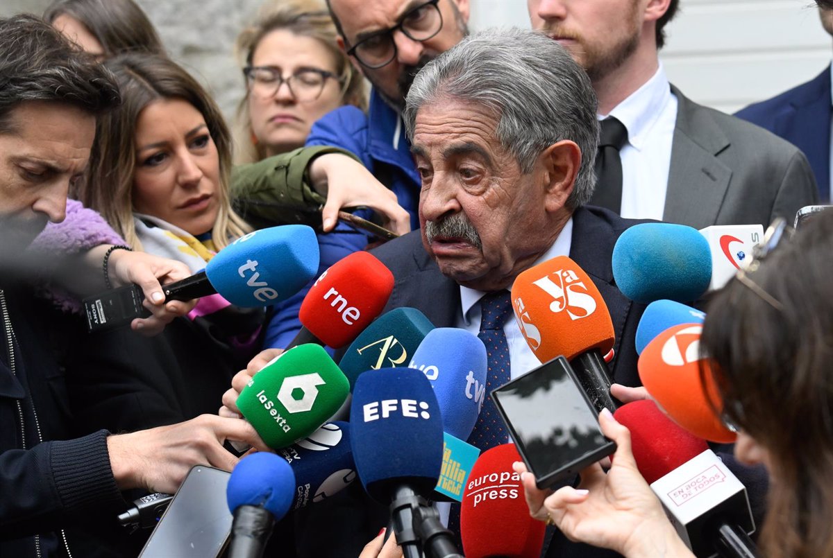 Revilla puede citar al rey emérito pero si declara o no dependerá del juez