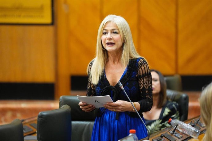 Imagen de la consejera de Cultura y Deporte, Patricia del Pozo, durante el Pleno del Parlamento de Andalucía.